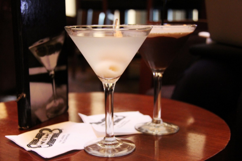 brasserie-TOUDON-min_martini_bar_lychee_chocolate_alcohol_liquor_happy_hour_happy-910161